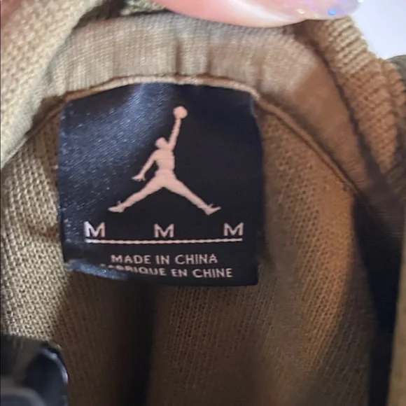 Jordan Olive and Khaki Short Sleeve Hoodie - Picture 2 of 8